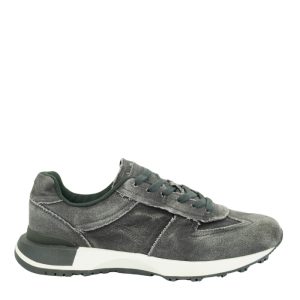 Sneaker with washed effect