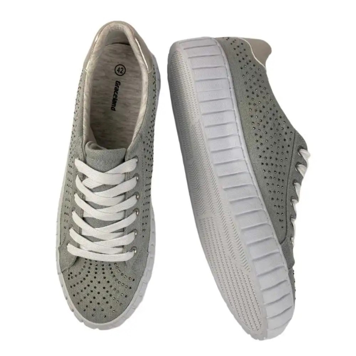 sneakers-in-light-blue 5